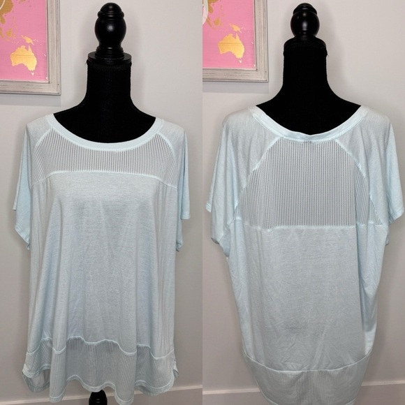 RBX Workout Blue Short Sleeve Women’s Top - Picture 1 of 6